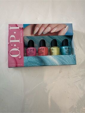 OPI Summer make the rules set Mini Nail Lacquer Set - Pink, Coral, Yellow, Blue